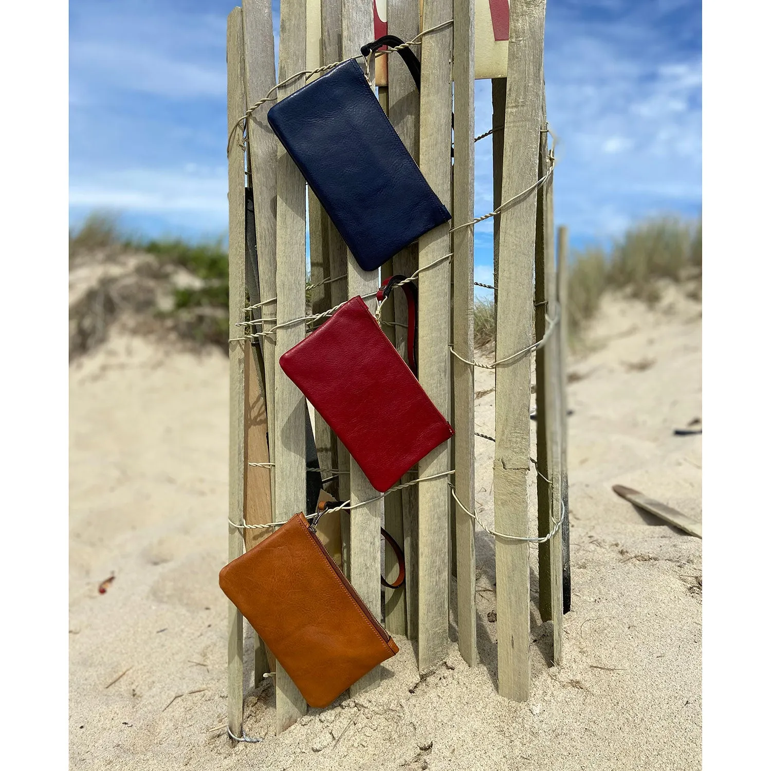 Sono Wristlet